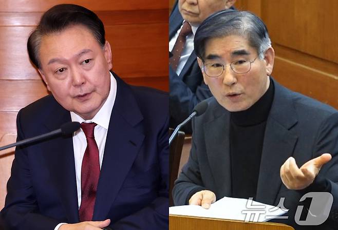 윤석열 대통령(왼쪽)과 김용현 전 국방부 장관. (사진공동취재단/헌재 제공)2025.1.23/뉴스1 ⓒ News1 사진공동취재단