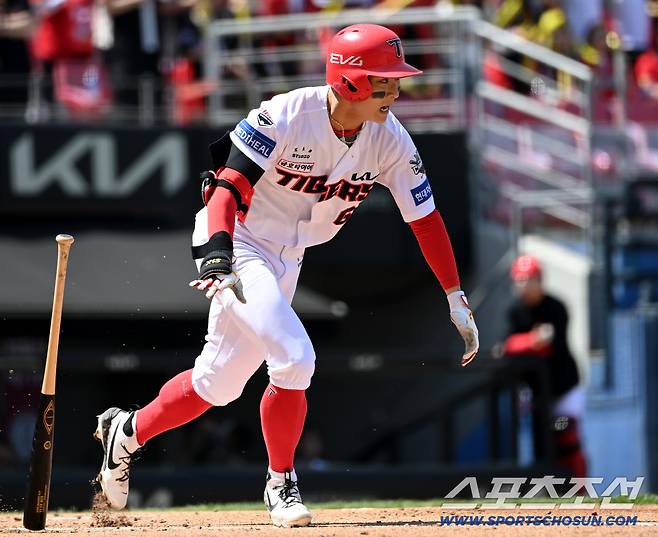 18일 광주KIA챔피언스필드에서 열린 두산과 KIA의 경기, KIA 홍종표가 타격을 하고 있다. 광주=허상욱 기자wook@sportschosun.com/2025.05.18/