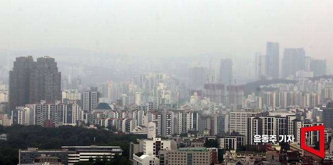 사진은 서울 남산에서 바라본 마포구 아파트 단지 전경. 2025.06.27 윤동주 기자