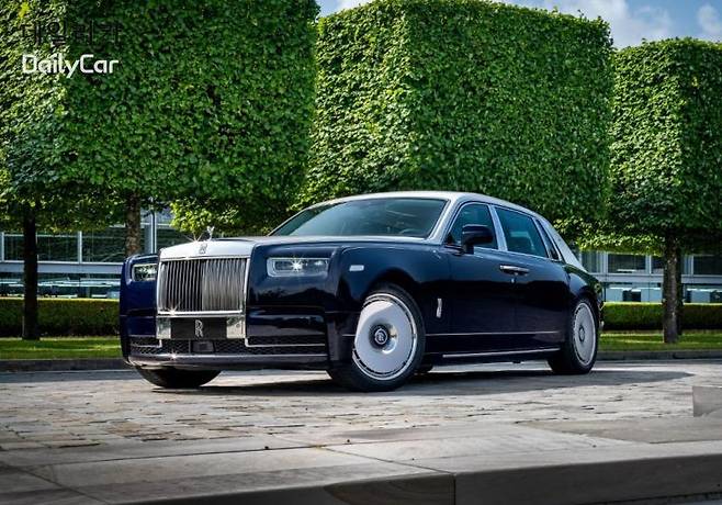 롤스로이스, 중국 벽화 비스포크 컬렉션 팬텀 익스텐디드