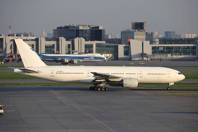 러시아 항공사 노드윈드의 평양행 첫 직항 항공편(기종: 보잉 777-200ER). 사진=AP 연합뉴스
