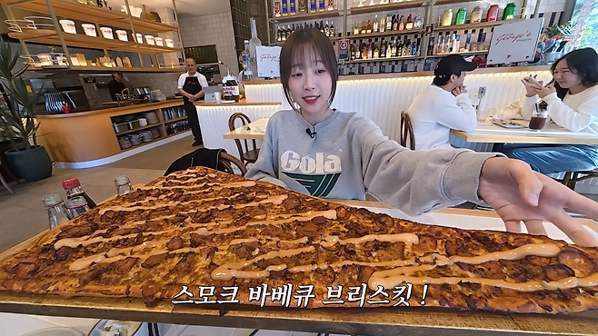 쯔양 호주피자(3).png 호주에서 피자 두 조각도 못 먹은 쯔양 근황