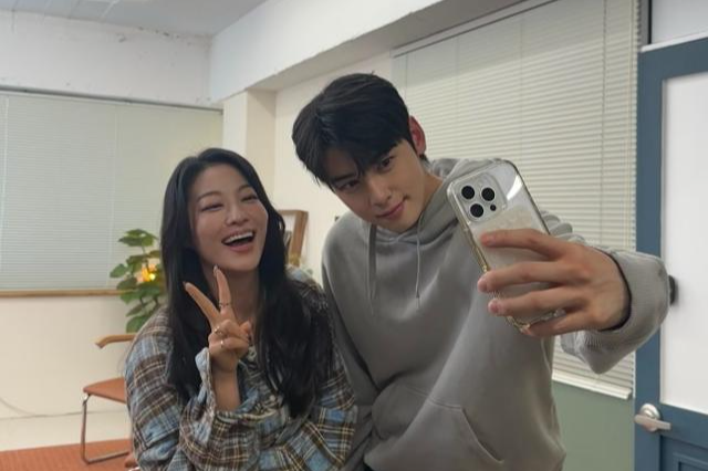 아덴조와 차은우.아덴 조 SNS