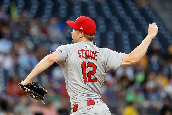 <yonhap photo-2295=""> PITTSBURGH, PA - JUNE 30: Erick Fedde #12 of the St. Louis Cardinals pitches in the first inning against the Pittsburgh Pirates at PNC Park on June 30, 2025 in Pittsburgh, Pennsylvania. Justin K. Aller/Getty Images/AFP (Photo by Justin K. Aller / GETTY IMAGES NORTH AMERICA / Getty Images via AFP)/2025-07-01 10:07:28/ <저작권자 ⓒ 1980-2025 ㈜연합뉴스. 무단 전재 재배포 금지, AI 학습 및 활용 금지></yonhap>