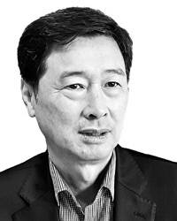 이대근 칼럼니스트