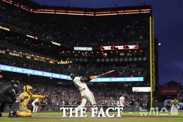 이정후가 후반기들어 타격감을 바짝 끌어올리고 있다. 29일(한국시간) 피츠버그전에서도 볼넷 2개와 안타 등 3출루 경기를 펼쳤다. /뉴시스