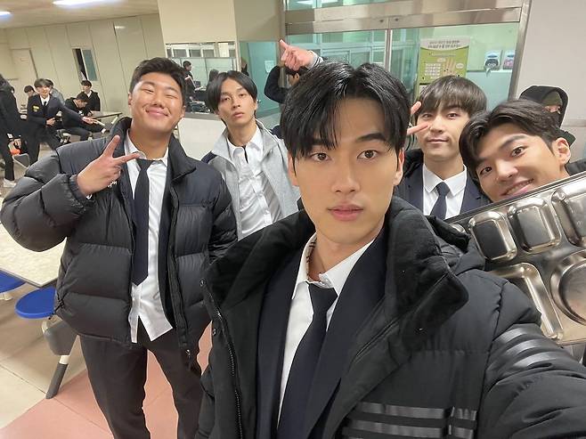 인스타그램 @gunjup