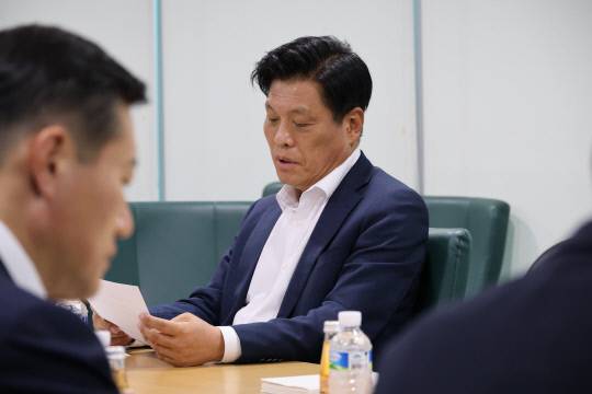 조승래 더불어민주당 의원이 29일 국회에서 대전교도소 이전 추진을 위한 관계기관 협의에서 발언하고 있다. 조승래 의원실 제공