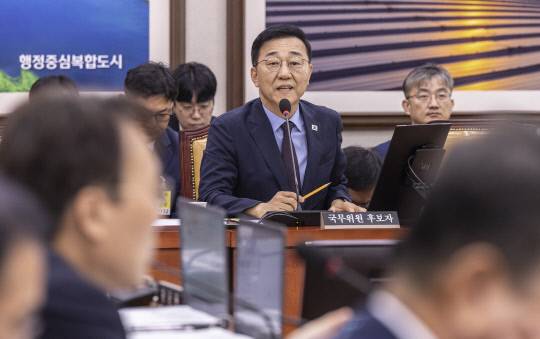 김윤덕 국토교통부 장관 후보자가 29일 국회 국토교통위원회에서 열린 인사청문회에서 의원 질의에 답하고 있다. 연합뉴스