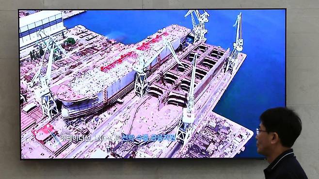 정부가 한미 관세 협상에서 미국에 수십조 원 규모의 조선업 협력 프로젝트 ‘마스가(MASGA·Make?American?Shipbuilding?Great?Again)를 제안했다. 이는 한국 조선사의 미국 현지 투자와 금융 지원을 포함한 패키지로, 미국 측도 긍정적 반응을 보인 것으로 알려졌다. 사진은 28일 서울 종로구 한국무역보험공사. 2025.7.28/뉴스1