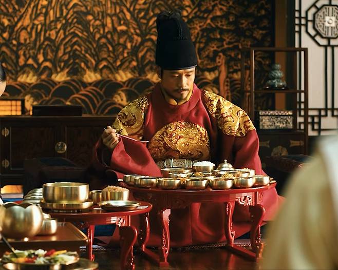 동북아에서 한국만있는 식사방법