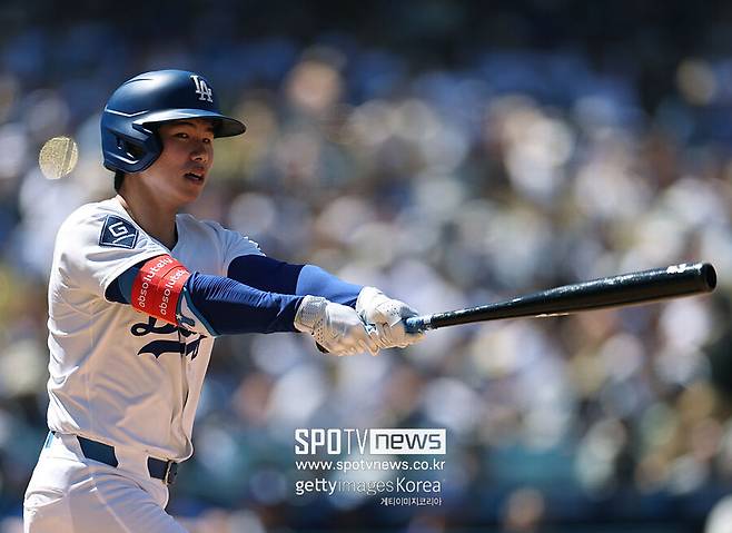 ▲ 김혜성은 어깨에 통증을 안은 채로 경기를 뛰어 왔다.