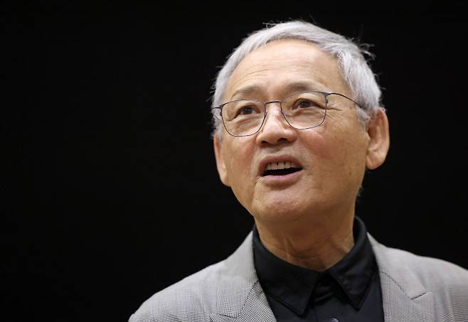 유인촌 문화체육관광부 장관이 30일 정부세종청사 15동 대강당에서 열린 이임식서 이임사를 하고 있다. (사진=문체부 제공).