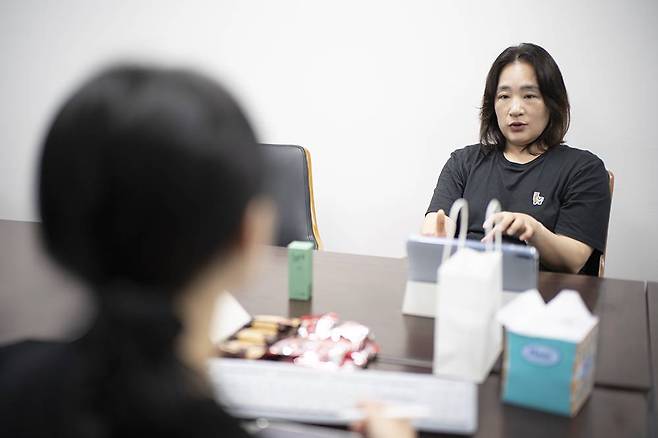 최수정 대표가 먼저 우트 스킨케어의 전반적인 상황에 대해 짚어봤다 / 출처=IT동아