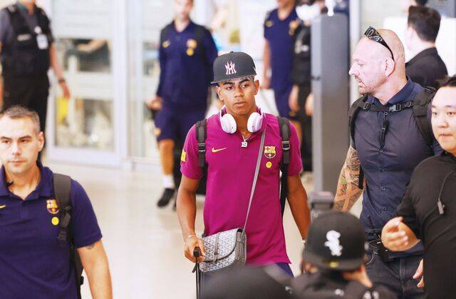 스페인 프로축구 FC바르셀로나의 라민 야말이 친선경기를 위해 이날 인천국제공항을 통해 입국하는 모습. 연합뉴스