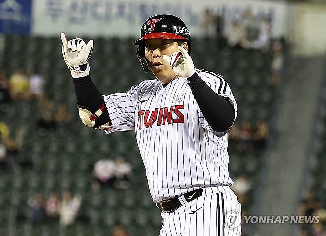 프로야구 LG 트윈스의 베테랑 타자 김현수 [연합뉴스 자료 사진]