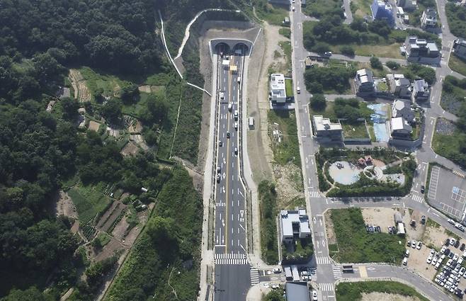 ▲ 8월1일부터 개통되는 인천 연수구 소암마을~대건고교 구간 도로 시점부. /사진제공=인천시