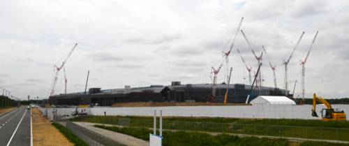 ◇일본 정부의 전폭적인 지원 아래 설립된 반도체 기업 라피더스의 공장이 홋카이도 치토세시에 건설되고 있다. 일본삿포로=권태명기자