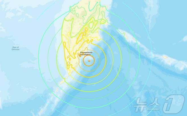 미국 지질조사국(USGS)이 제공한 이 이미지는 2025년 7월 30일 러시아 극동 해역에서 발생한 규모 8.8 지진의 진앙을 보여준다. 이 지진으로 태평양 전역에 최대 4m 높이의 쓰나미가 발생했으며, 하와이에서 일본에 이르는 지역에서 대피령이 내려졌다. 2025.7.30 ⓒ AFP=뉴스1 ⓒ News1 강민경 기자 ⓒ AFP=뉴스1 ⓒ News1 박세연 기자