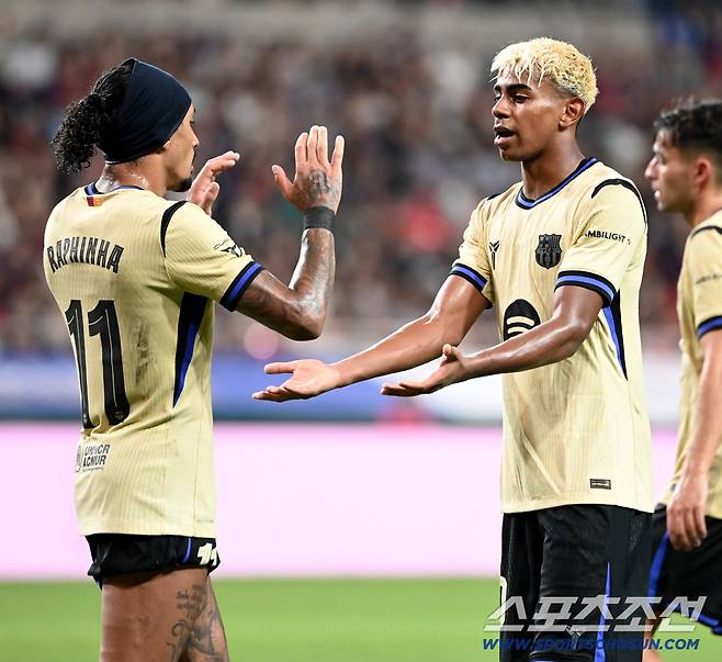 31일 서울월드컵경기장에서 열린 FC 바르셀로나와 FC 서울의 경기, 라민 야말이 재역전골을 터트린 후 기뻐하고 있다. 상암=허상욱 기자wook@sportschosun.com/2025.07.31/
