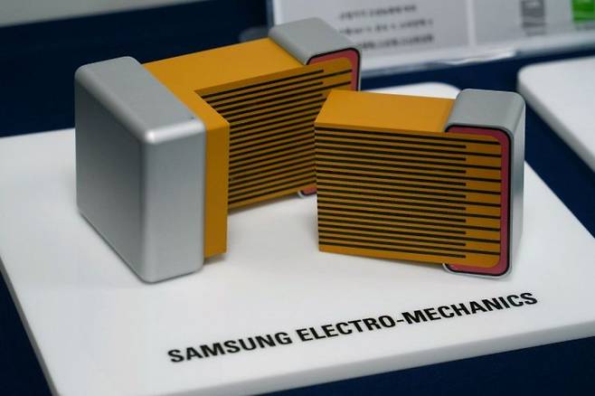 삼성전기 MLCC 목업. 삼성전기.