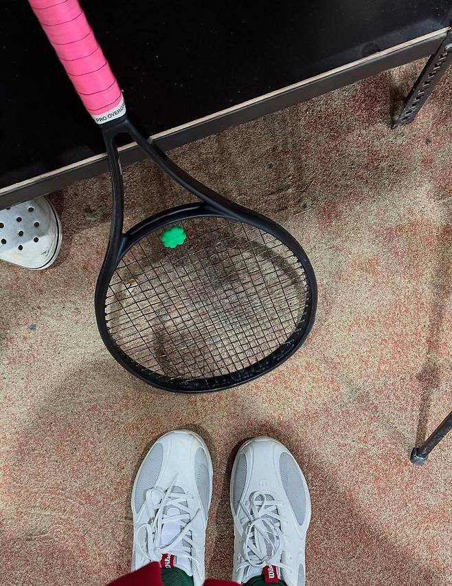 인스타그램 @skuukzky