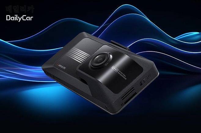 팅크웨어, 아이나비 QXD9000 mini