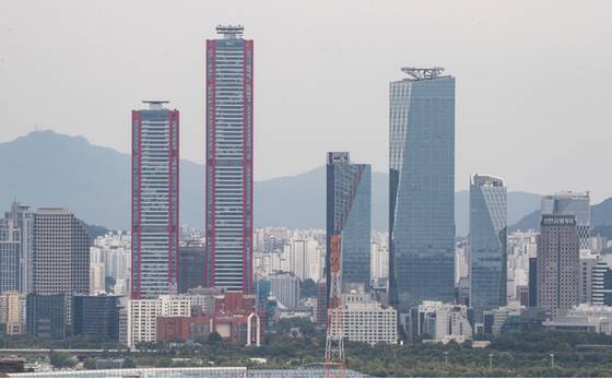 Buildings in the business district of Yeouido, western Seoul, are pictured in this undated photo. [YONHAP]