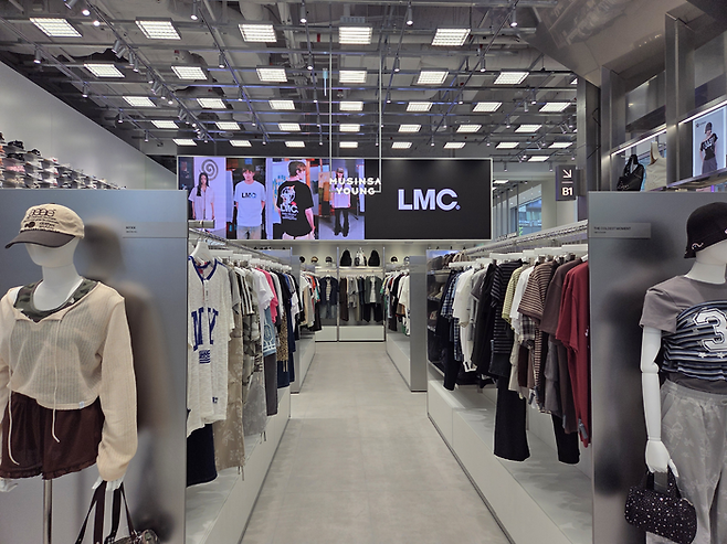 무신사가 오는 1일 서울 서초구 강남대로에 ‘무신사 스토어 강남’을 오픈한다. [김혜진 기자]