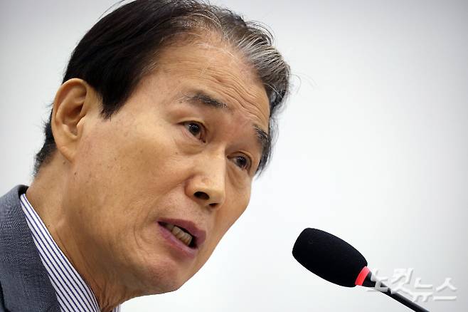 권오을 국가보훈부장관. 윤창원 기자