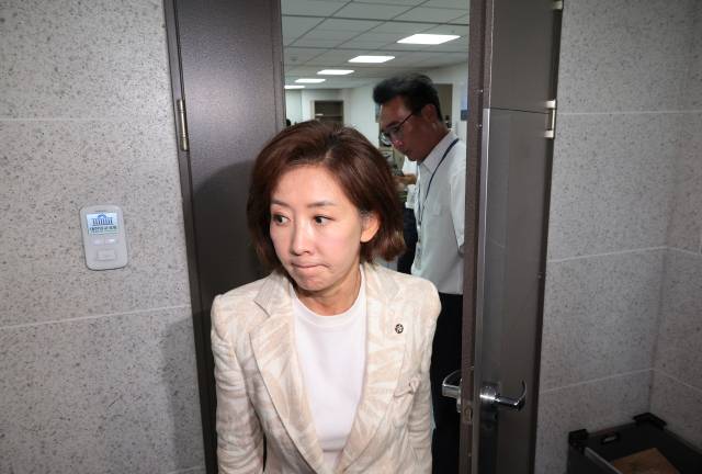임종득 의원실 나오는 나경원 의원. 연합뉴스