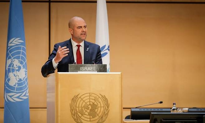 제네바 IPU 회의에서 연설하는 아미르 오하나 이스라엘 의회 의장 [크네세트 제공. 재판매 및 DB 금지]