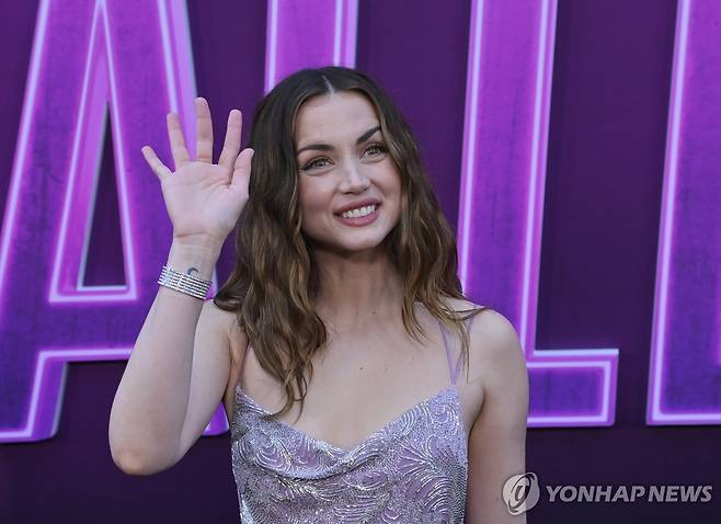 지난달 영화 '발레리나' 시사회 참석한 배우 아나 데 아르마스 [UPI 연합뉴스 자료사진. 재판매 및 DB 금지]