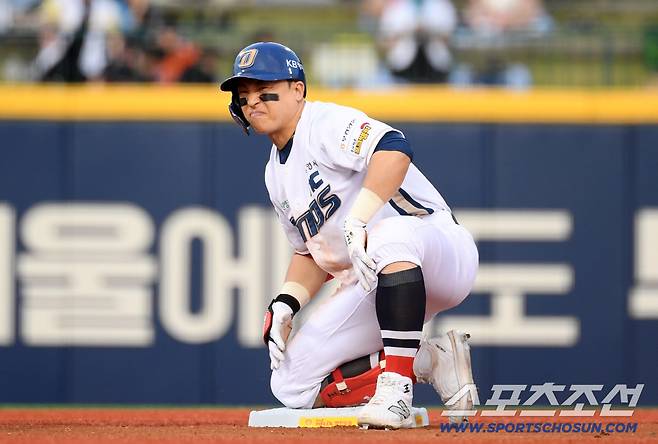 20일 울산 문수야구장에서 열린 NC 다이노스와 한화 이글스의 경기. 2회말 NC 손아섭이 안타를 날린 뒤 환호하고 있다. 울산=박재만 기자pjm@sportschosun.com/2025.05.20/