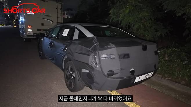 사진 : 현대차 아반떼 풀체인지 테스트카 (출처=Shorts Car)