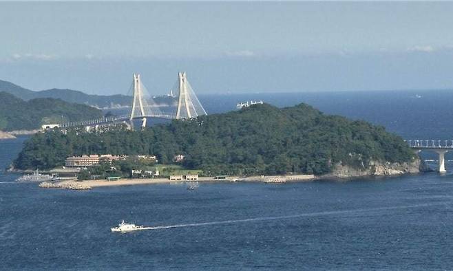 경남 거제시 장목면 저도 전경. 거제시 제공