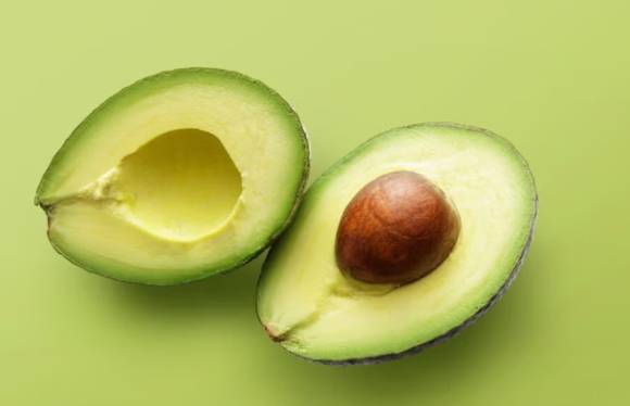 백내장에는 글루타치온이 함유된 아보카도가 도움이 된다. 사진은 아보카도. [사진=The Nutrition Source-Harvard University]