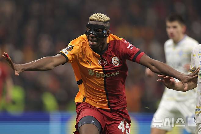 [이스탄불=AP/뉴시스] 튀르키예 프로축구 쉬페르리그 갈라타사라이의 빅터 오시멘. 2025.01.21.