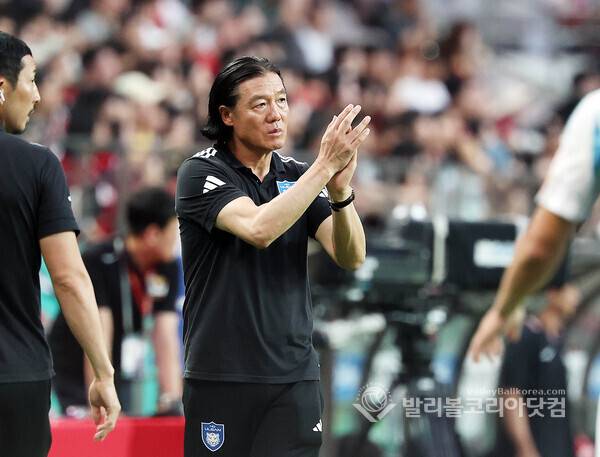 울산HD 김판곤 감독.