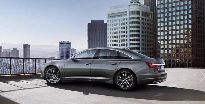 2025 아우디 A6