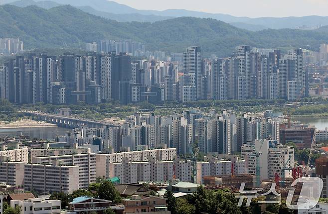 서울 남산에서 바라본 서울 시내 아파트 모습./뉴스1 ⓒ News1 황기선 기자