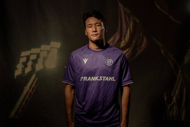 아우스트리아 빈에 입단한 이태석(아우스트리아 빈 홈페이지 캡처)