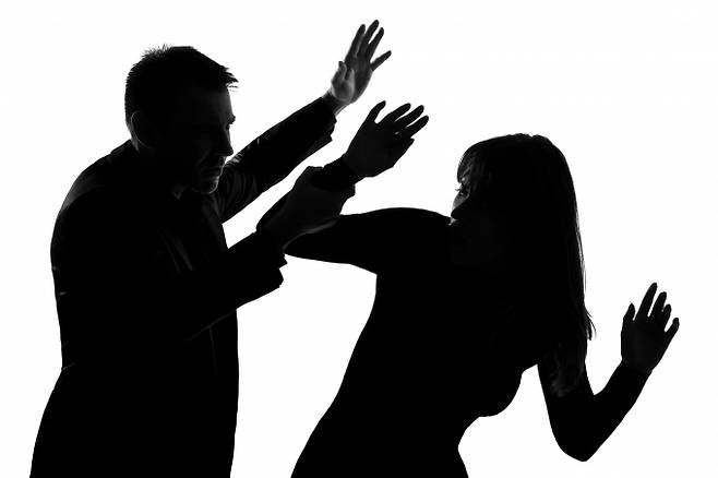20대 전 여자친구를 폭행한 30대 남성이 경찰 조사를 받고 있다. /사진=클립아트코리아