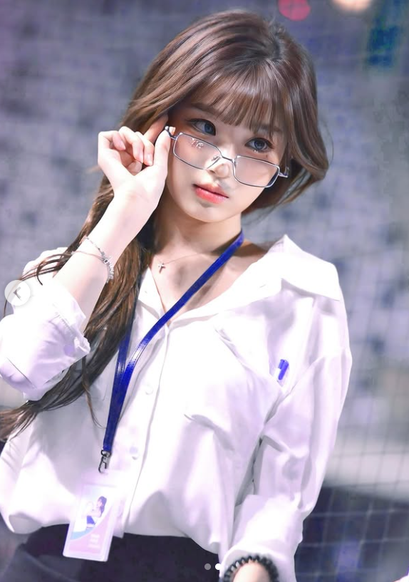 오피스룩을 선보인 이주은 / 이주은 인스타그램 캡처