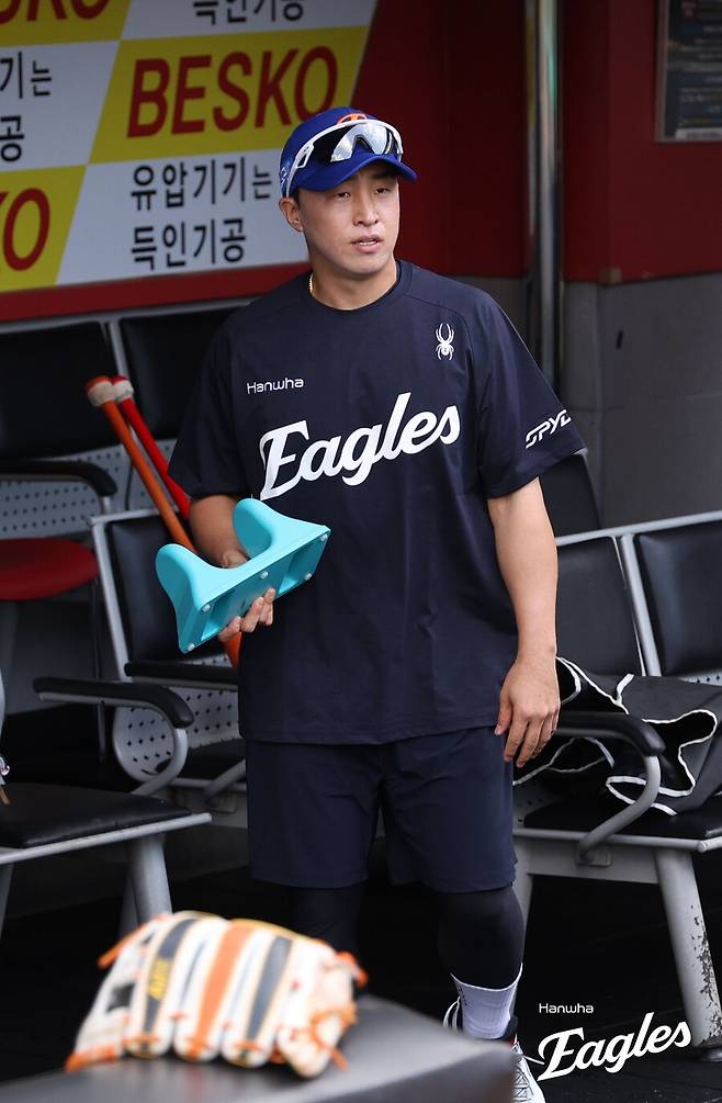 ▲ 7월 31일 트레이드 성사로 한화 유니폼을 입은 손아섭 ⓒ한화이글스