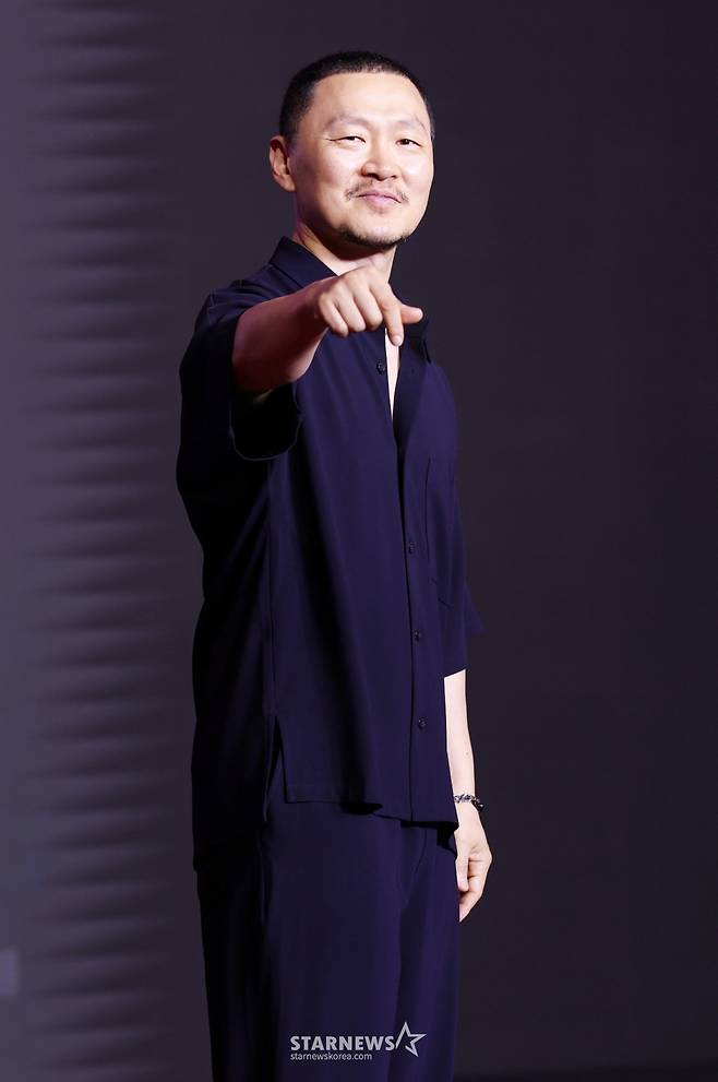 배우 양동근이 9일 용산구 서울드래곤시티에서 열린 넷플릭스 '오징어 게임3' 제작발표회에 참석해 포즈를 취하고 있다.   마지막 시리즈인 '오징어 게임3'는 오는 6월 27일 넷플릭스에서 공개된다. /2025.06.09 /사진=김휘선 hwijpg@