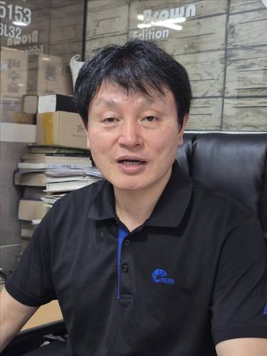 연합뉴스와 인터뷰 중인 유진수 대표 [윤근영 기자 촬영]