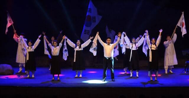 경산오페라단과 경산음악협회가 2012년 악극 아리랑 공연 모습 경산음악협회 제공