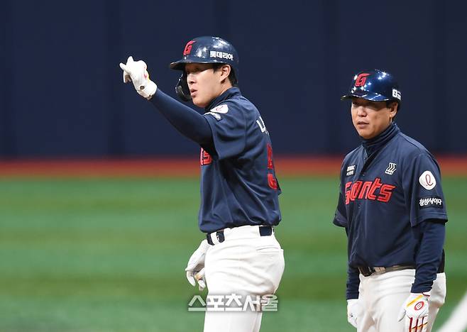 타격 슬럼프에 빠진 나승엽이 2군으로 내려갔다. 고척 | 최승섭기자 thunder@sportsseoul.com