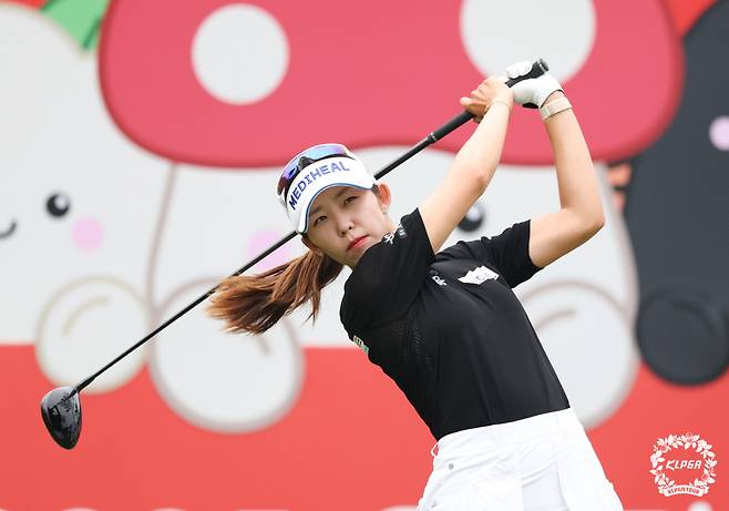 배소현 2025 오로라월드 레이디스 챔피언십 FR 1번홀 티샷
